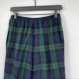 F. Shay of Boston vintage black watch plaid blue green fully lined 12 P